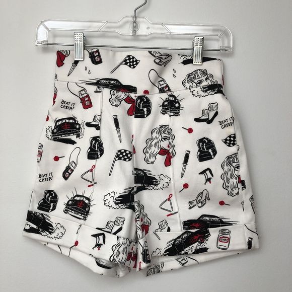 Pinup Couture Pants - Pinup Girl Clothing Traci Lords Shorts XS